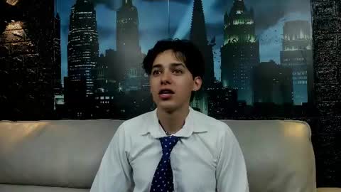 Snapshot of fox_white_ chatting on June 22, 7:00 pm . FOX WHITE . online show from June 22, 7:00 pm