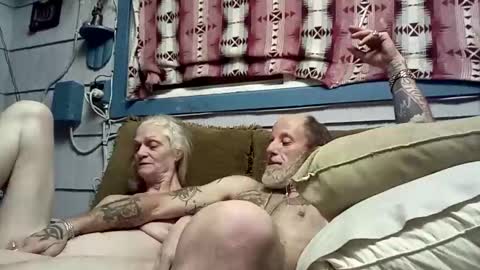 foxbodydave online show from December 5, 10:35 am