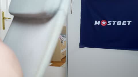 CUSTOM PHOTOS AND VIDEOS -  online show from January 12, 11:17 am