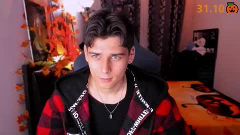 Foxicfu online show from October 22, 5:02 pm