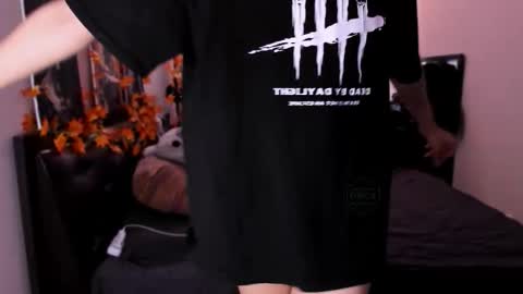 Foxicfu online show from November 15, 8:11 am