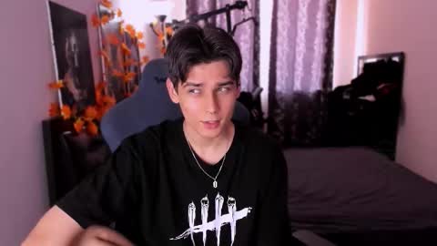 Foxicfu online show from November 20, 8:25 am