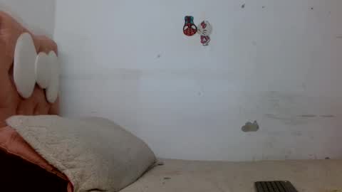 Snapshot of foxkatty69 chatting on December 3, 4:14 am Katty online show from December 3, 4:14 am