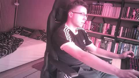 Adrian online show from November 2, 7:27 pm