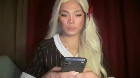 KITTY online show from March 16, 3:34 am