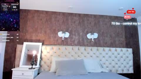 Snapshot of foxmegann chatting on June 14, 2:24 am MeganFoxxy online show from June 14, 2:24 am