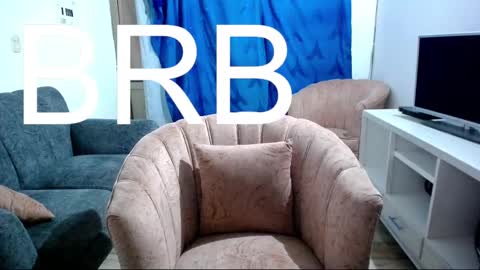 Snapshot of foxvalerin chatting on February 21, 11:43 pm Valerin. online show from February 21, 11:43 pm