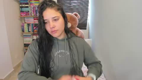 Snapshot of foxwen chatting on August 5, 5:49 pm wen. online show from August 5, 5:49 pm