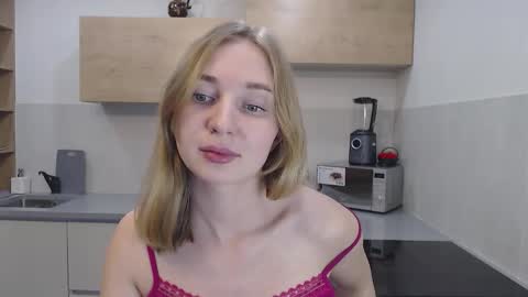 Maria online show from March 3, 10:21 am