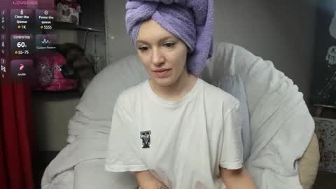 Foxy online show from February 25, 3:52 am