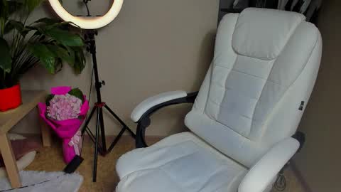 Foxy online show from October 6, 12:19 am