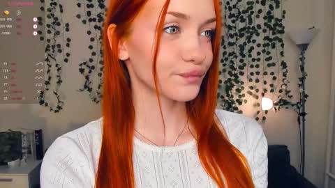 Snapshot of foxy_blush chatting on November 4, 7:35 pm Eva online show from November 4, 7:35 pm