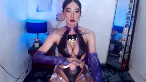 foxy_goddess online show from November 16, 9:37 am