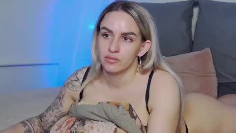 Foxy Kimmi online show from March 29, 6:02 am