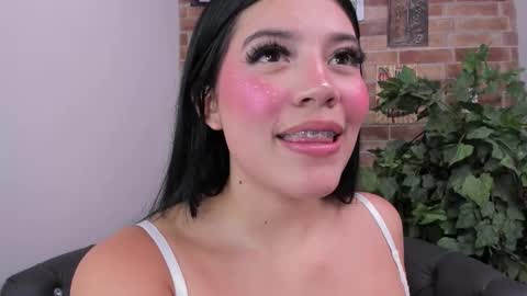 Loren online show from March 20, 1:27 pm