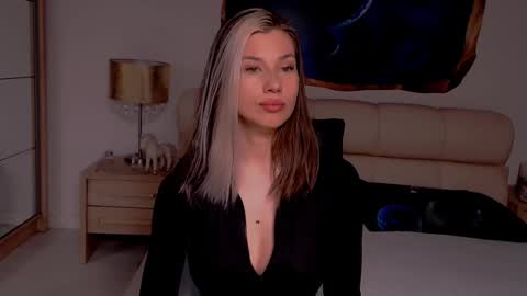 Snapshot of foxydevilish chatting on February 15, 4:34 pm Fox online show from February 15, 4:34 pm