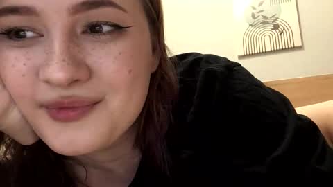 Snapshot of foxydollkate chatting on March 21, 11:59 am Kate online show from March 21, 11:59 am