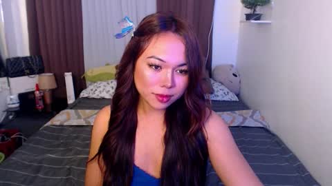 Snapshot of foxygirl_xx chatting on November 9, 8:23 am Ms. FOX online show from November 9, 8:23 am