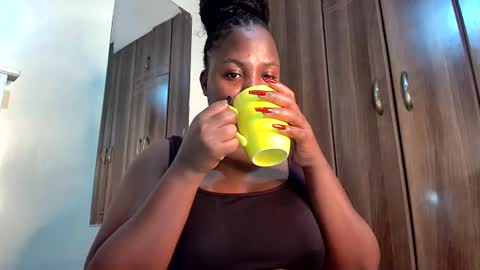 Kayla online show from January 6, 4:04 am