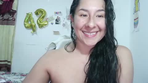 Snapshot of foxymalish chatting on June 14, 3:41 am Malishka online show from June 14, 3:41 am