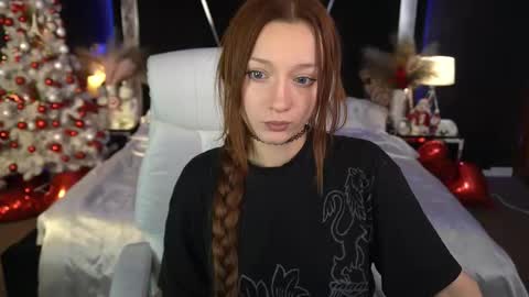 Maya online show from December 19, 2:35 pm