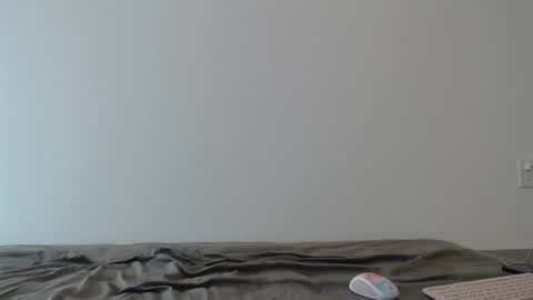 Snapshot of fragilemasochist chatting on January 27, 4:11 pm Angel online show from January 27, 4:11 pm