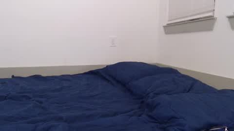 Snapshot of fragilemasochist chatting on January 28, 4:29 am Angel online show from January 28, 4:29 am