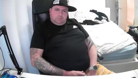 Snapshot of frainter1 chatting on December 29, 3:57 pm frainter1 online show from December 29, 3:57 pm