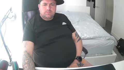 Snapshot of frainter1 chatting on March 7, 8:23 am frainter1 online show from March 7, 8:23 am