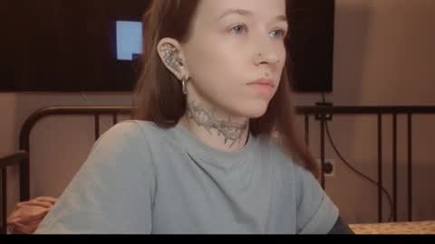 fran_bow online show from March 16, 1:48 pm