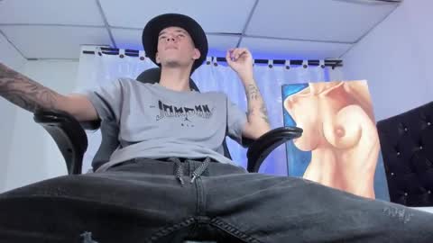 Snapshot of fran_boy_ chatting on March 11, 7:47 pm Fran online show from March 11, 7:47 pm