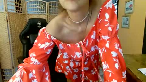 francelune online show from April 21, 1:28 pm