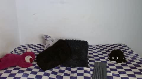 francesca  online show from October 11, 12:54 am