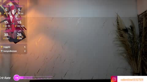 Snapshot of francesca_bbw chatting on January 11, 9:26 am online show from January 11, 9:26 am