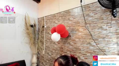 Snapshot of francesca_bbw chatting on March 6, 6:30 am online show from March 6, 6:30 am