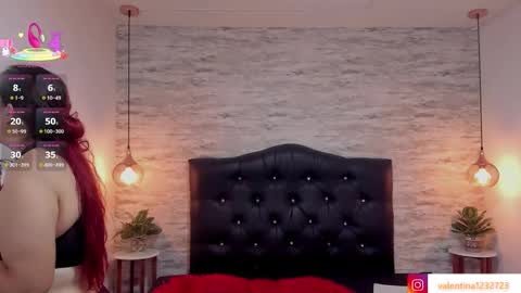 Snapshot of francesca_bbw chatting on October 19, 3:45 pm online show from October 19, 3:45 pm