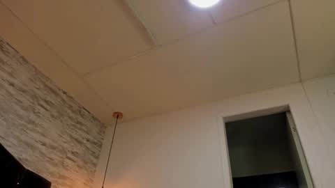          online show from February 28, 3:18 am