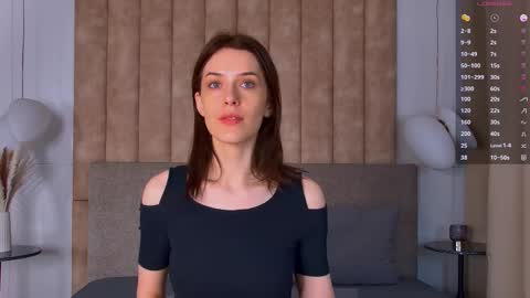 Frances online show from October 14, 5:41 am