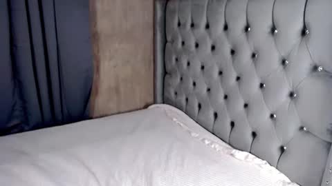 LOVE online show from February 21, 7:23 am