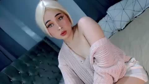 Snapshot of franchesca_fucks chatting on July 27, 9:38 am LOVE online show from July 27, 9:38 am