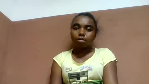 Snapshot of francia456881 chatting on July 15, 2:33 pm francia456881 online show from July 15, 2:33 pm
