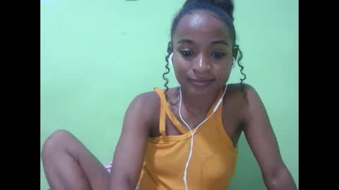 francine925426 online show from February 4, 7:42 pm