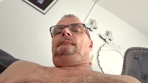 Snapshot of franciscomalin chatting on June 16, 5:48 pm franciscomalin online show from June 16, 5:48 pm