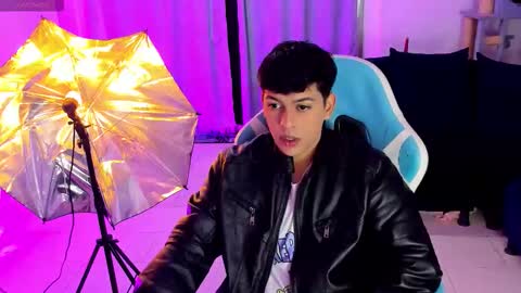 frank online show from November 24, 9:03 pm