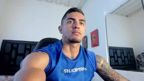 Snapshot of franco_ruiz_ chatting on December 15, 4:04 pm franco online show from December 15, 4:04 pm