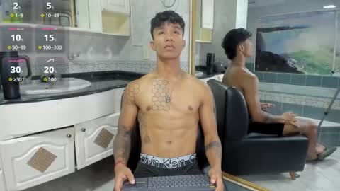 Snapshot of frank98_ chatting on September 15, 6:08 pm frank98_ online show from September 15, 6:08 pm