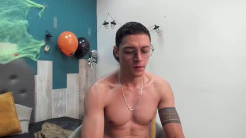 Frank online show from November 4, 7:02 pm