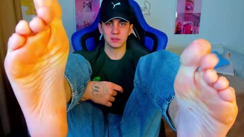 Frank online show from March 8, 4:12 am