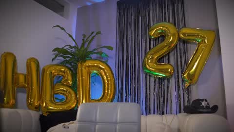 Frank Farrell. Hey remember to give me a thumbs up Ty online show from April 10, 11:42 pm