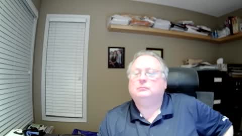 Snapshot of frankie6207 chatting on November 17, 7:36 am frankie6207 online show from November 17, 7:36 am